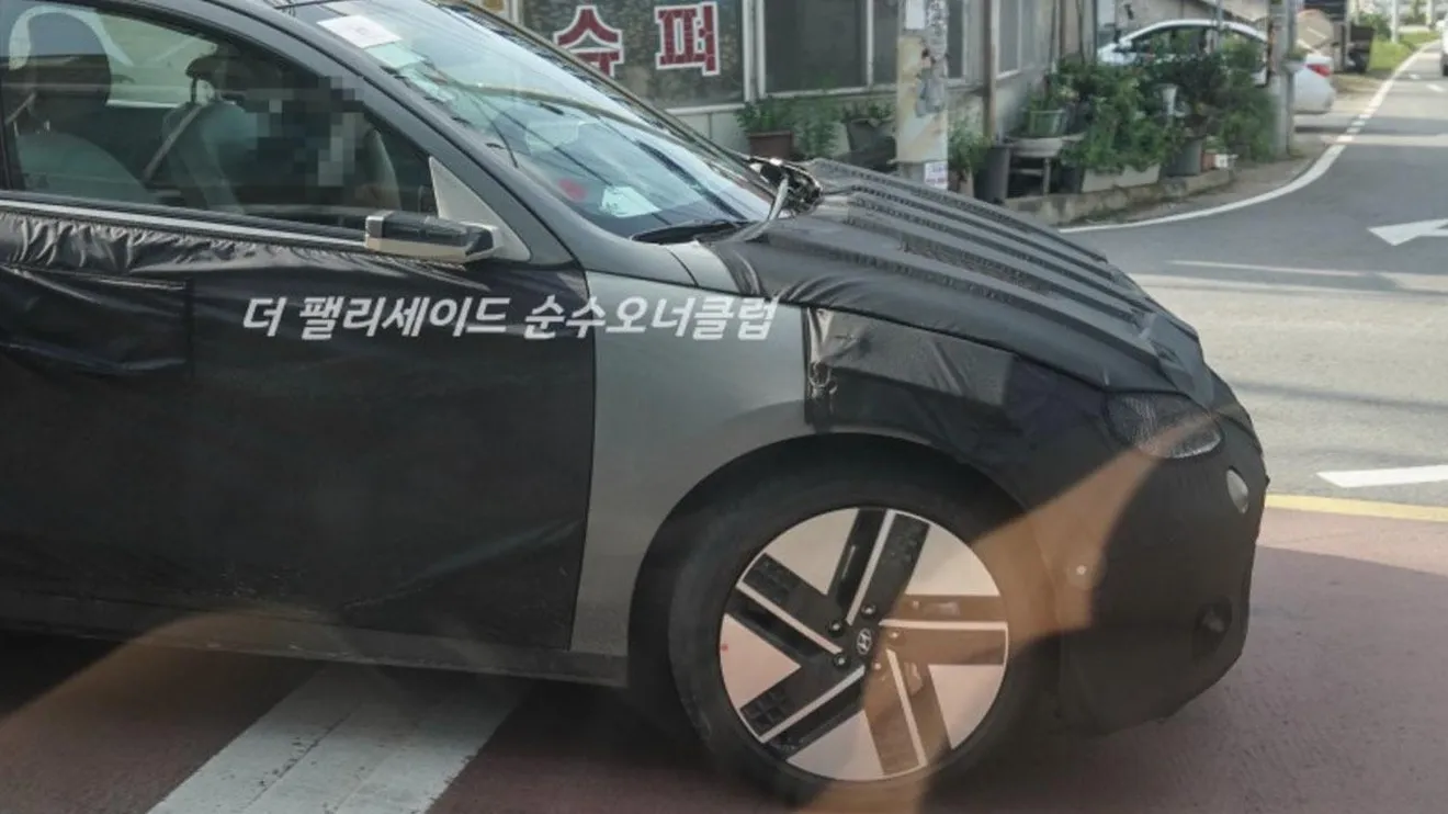 Hyundai IONIQ 6 - foto espía