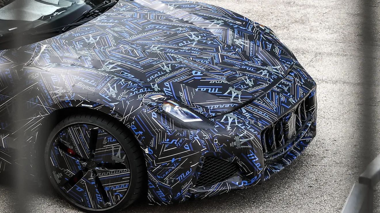 Maserati GranTurismo 2022 - frontal