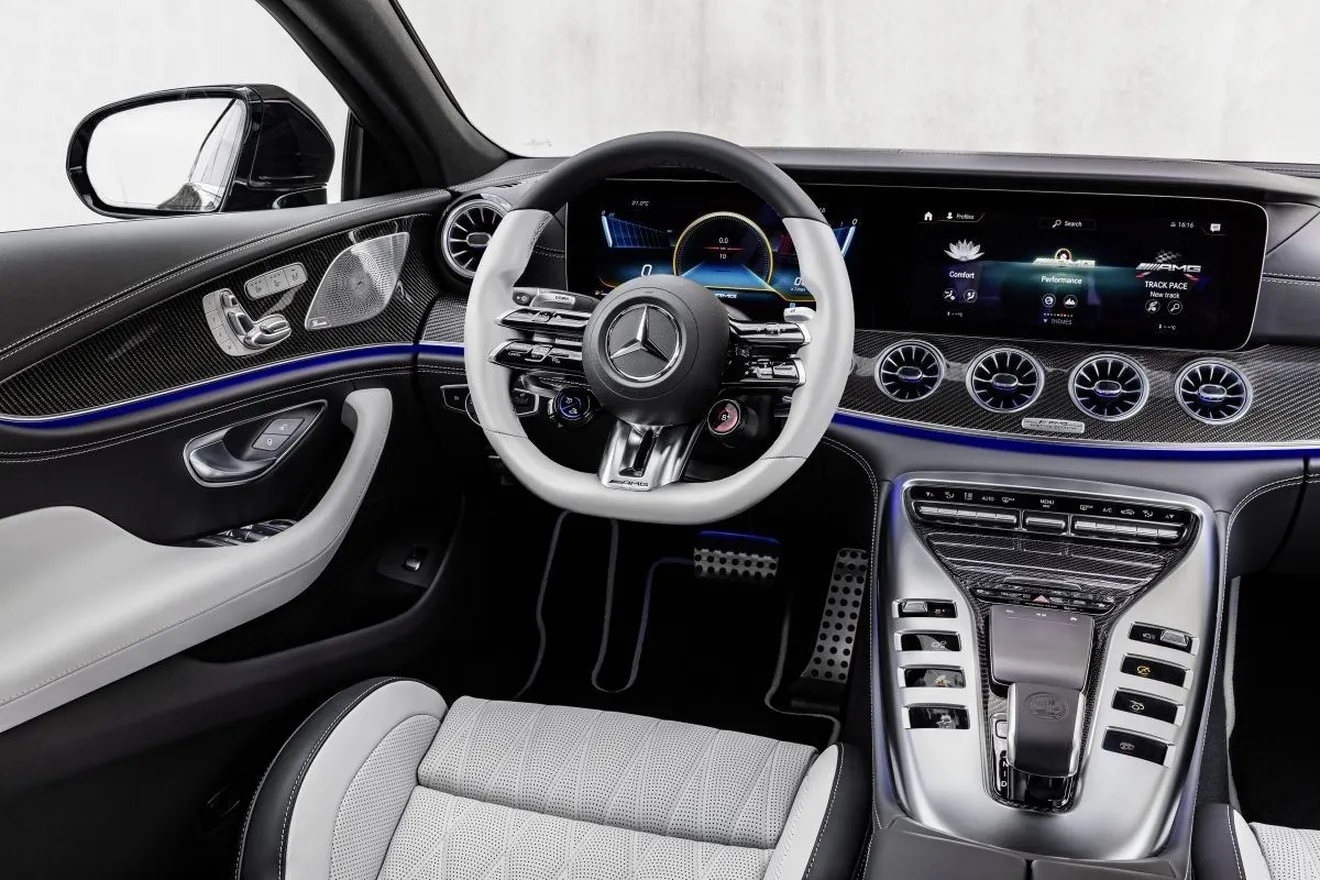 Foto Mercedes-AMG GT Berlina MY 2022 - interior