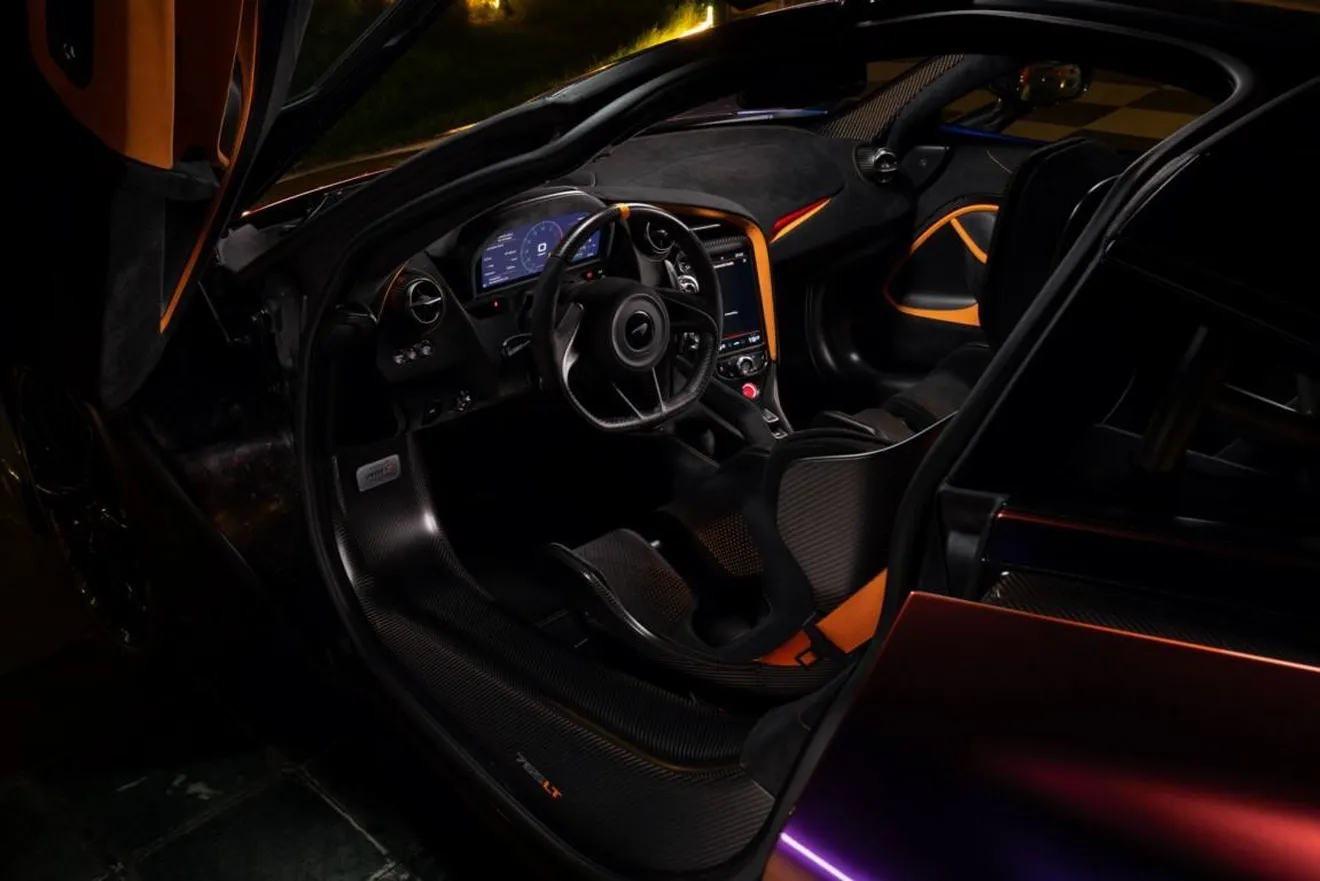 Foto MSO McLaren 765LT - interior