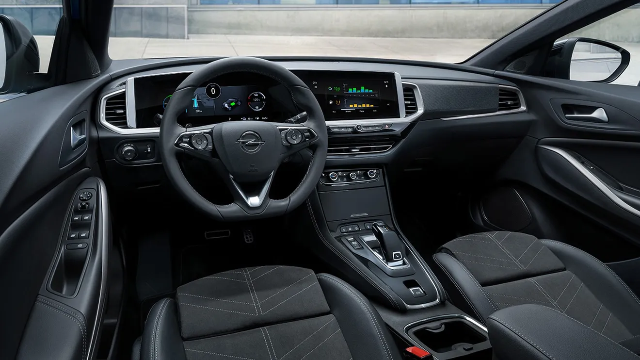 Opel Grandland 2022 - interior