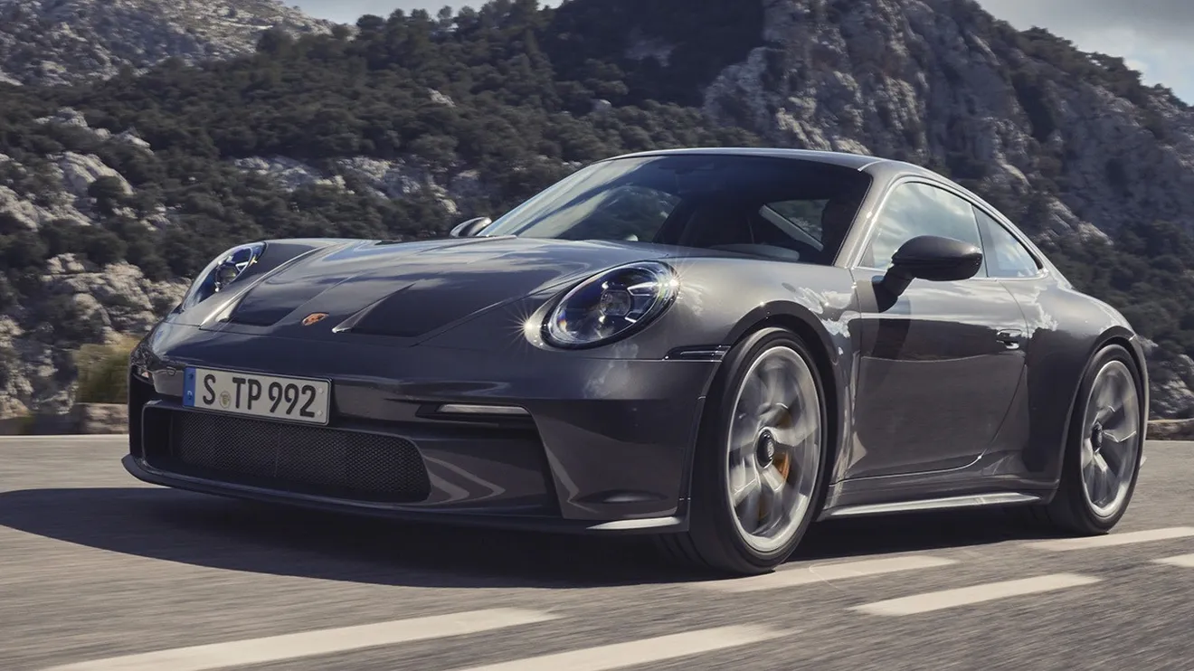 El nuevo Porsche 911 GT3 Touring es una joya para los puristas más tradicionales