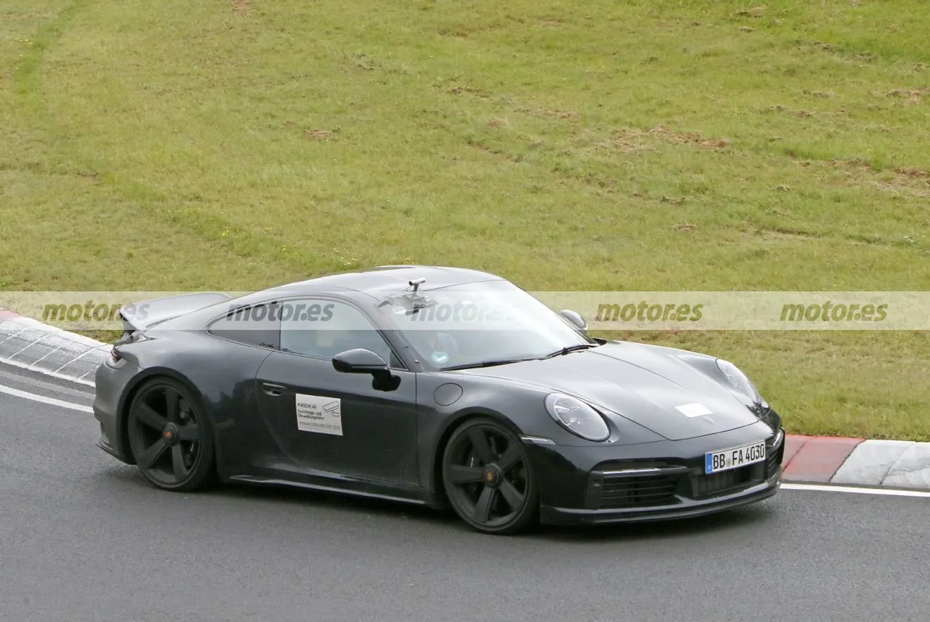 Foto espía Porsche 911 Sport Classic - exterior