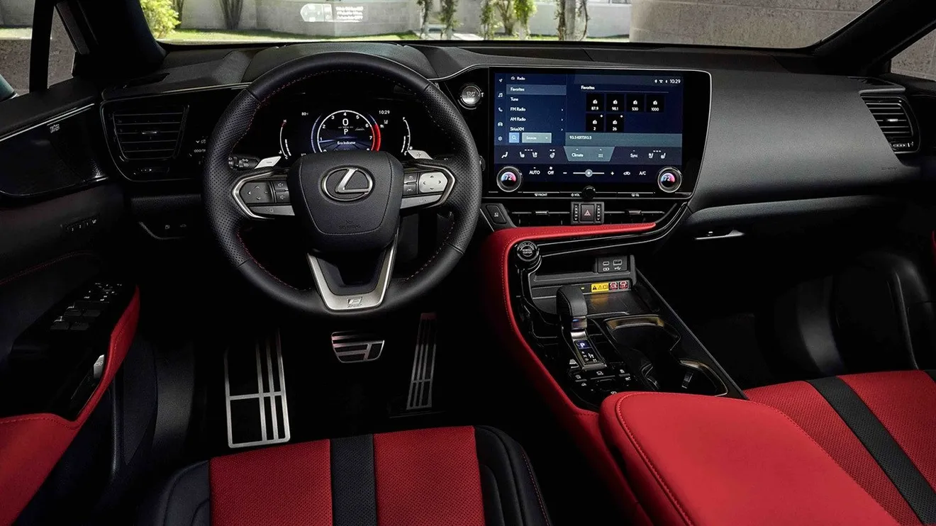 Lexus NX 2022 - interior