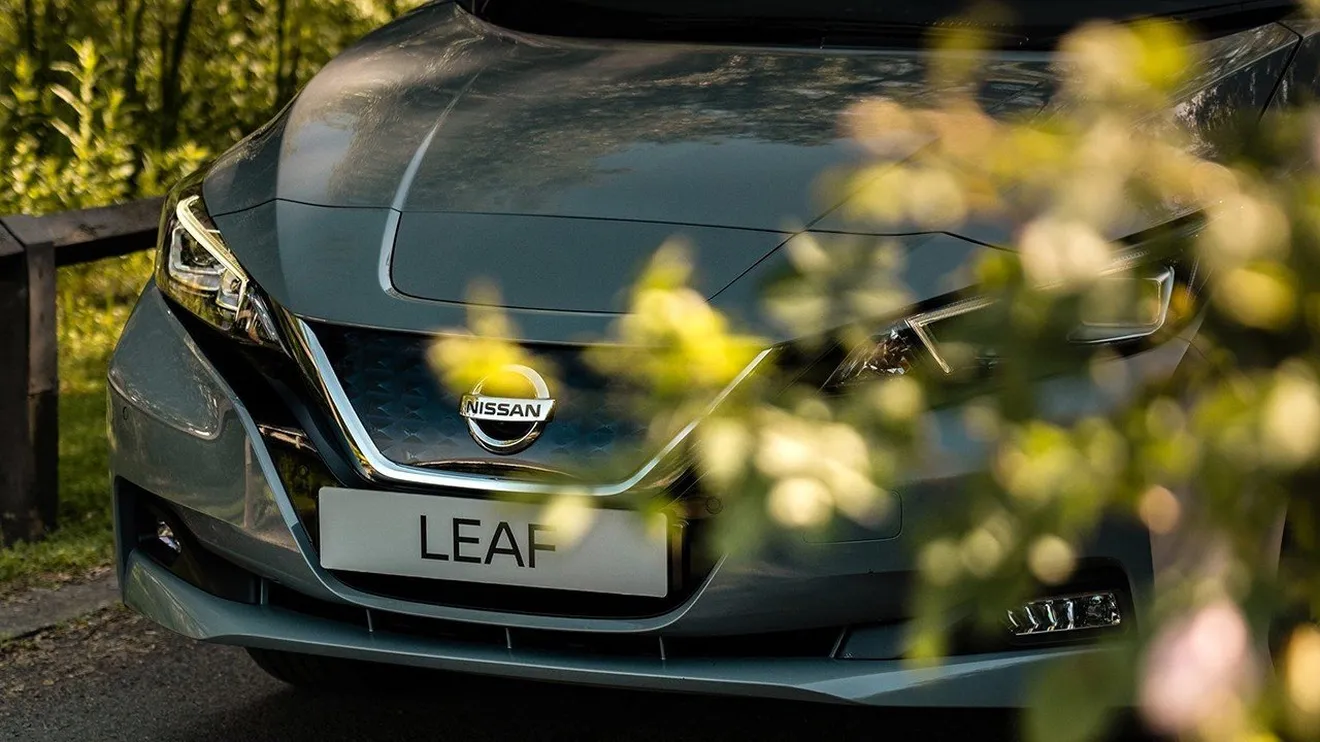 Nissan Leaf 2021 - frontal
