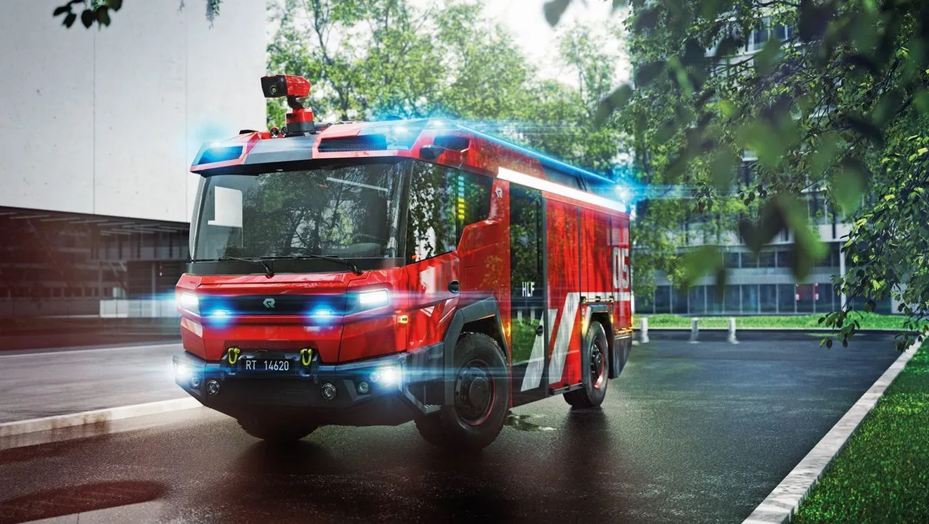 Volvo crea un novedoso esquema motriz para un revolucionario camión de bomberos eléctrico