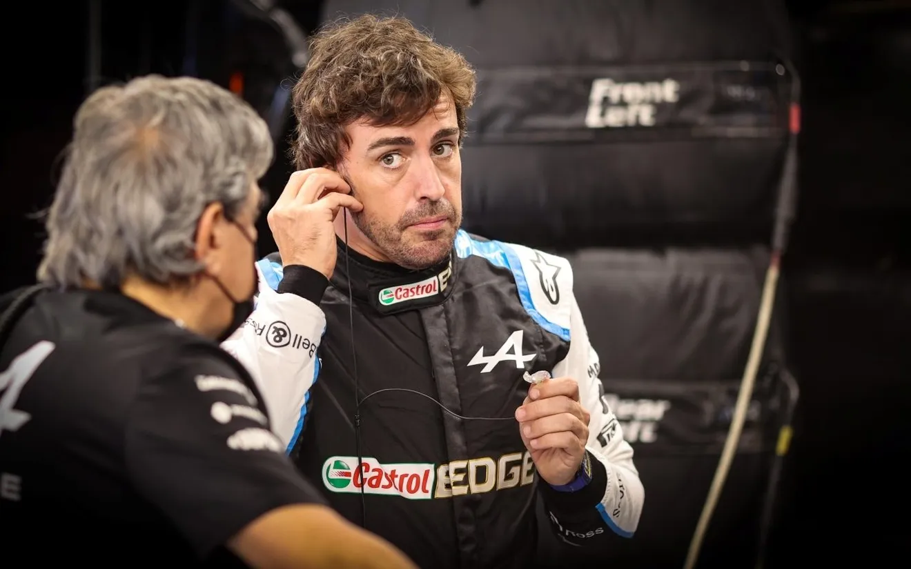 Alonso entiende a Verstappen: «No es británico, siempre será más difícil para él»