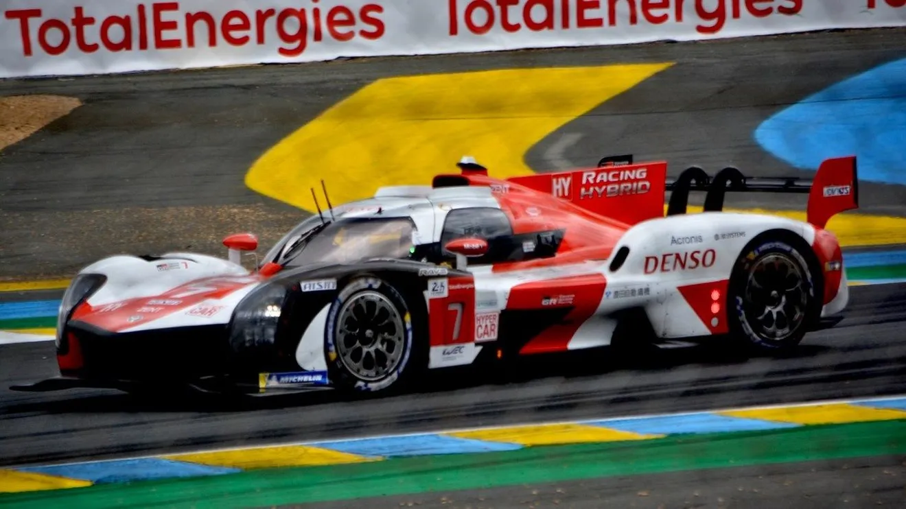 Toyota, codo a codo con Alpine en los Libres 1 de las 24 horas de Le Mans