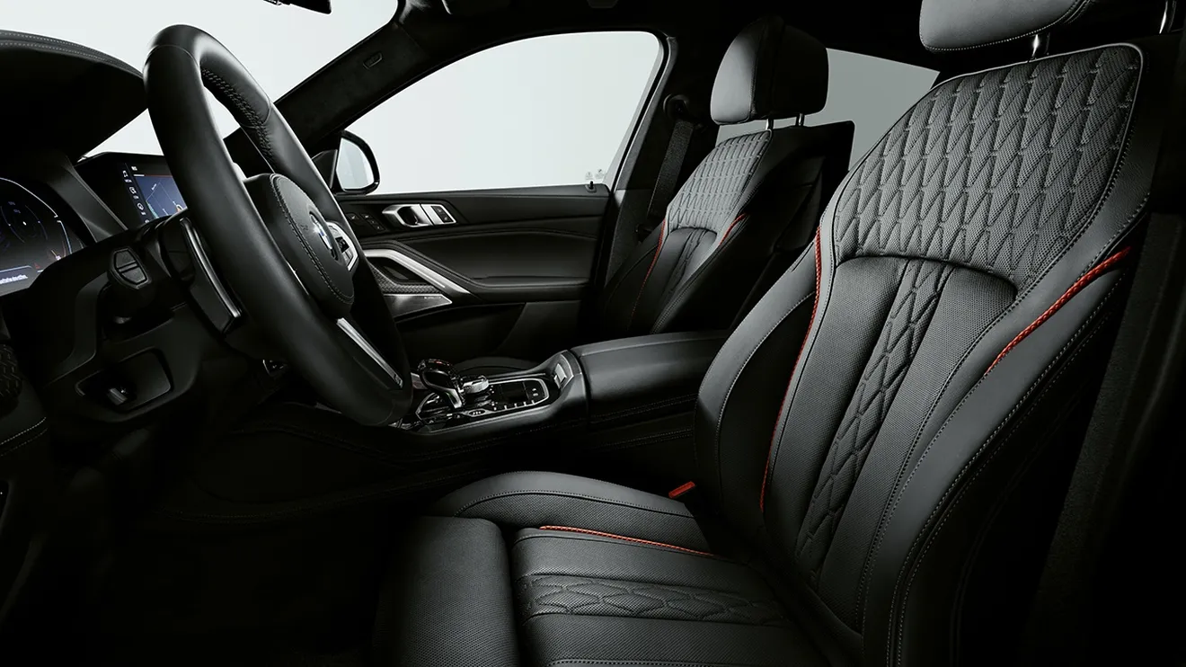 BMW X5 y X6 Black Vermilion - interior