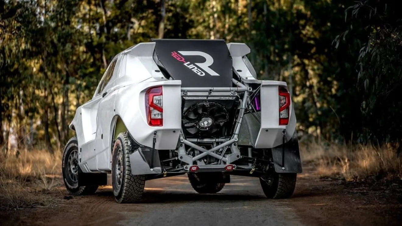 Red-Lined Motorsport presenta de forma oficial el REVO T1.1 4x4