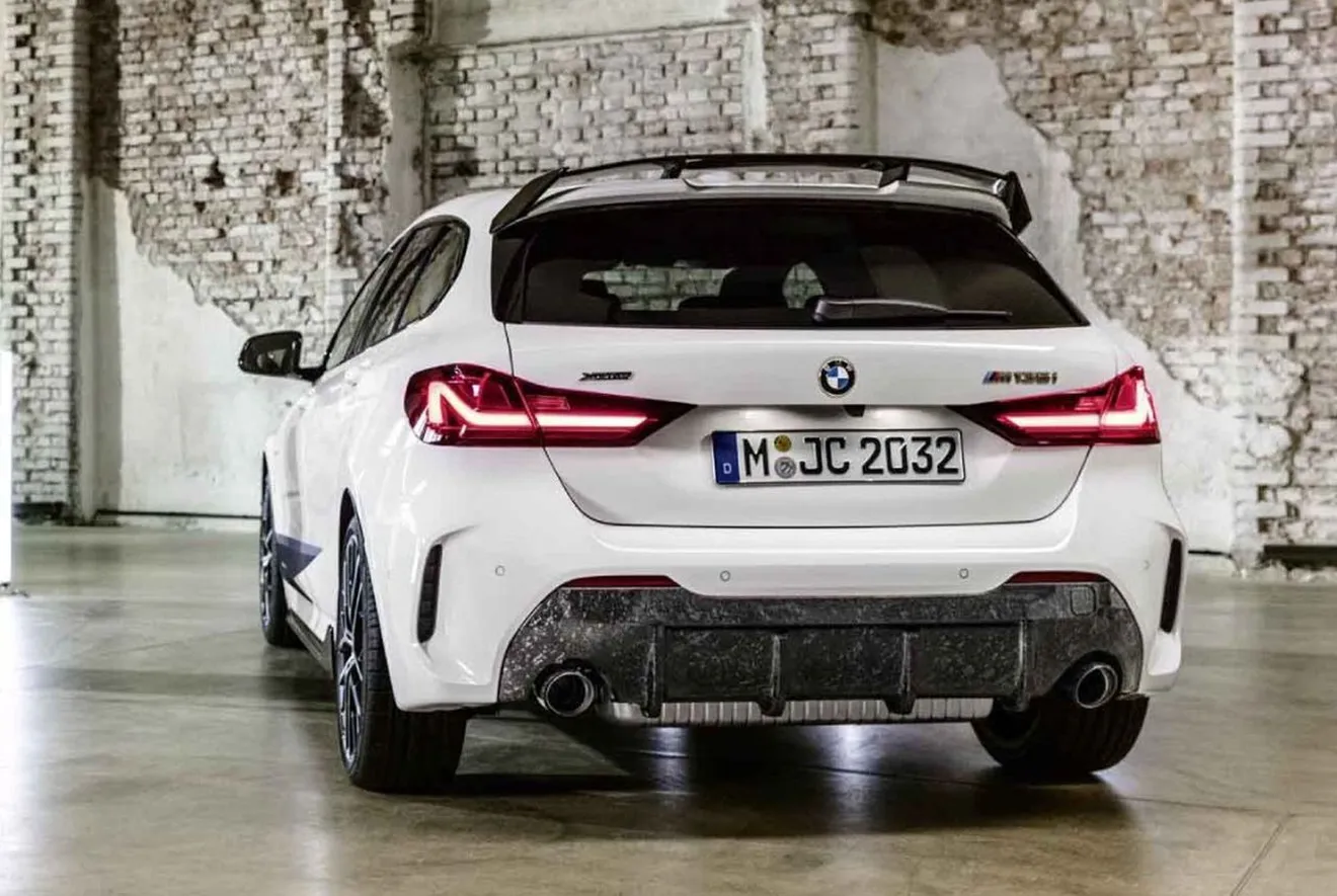 Foto BMW M135i xDrive Performance Edition - exterior