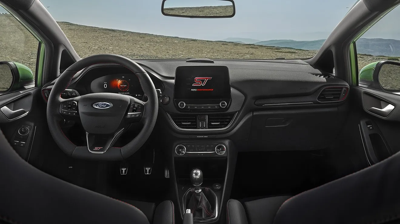 Ford Fiesta ST 2022 - interior