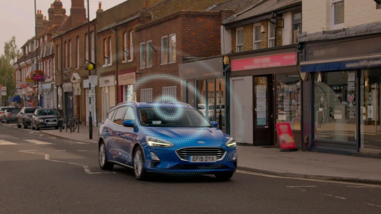 Ford presenta Roadsafe, una tecnología predictiva de puntos conflictivos de tráfico