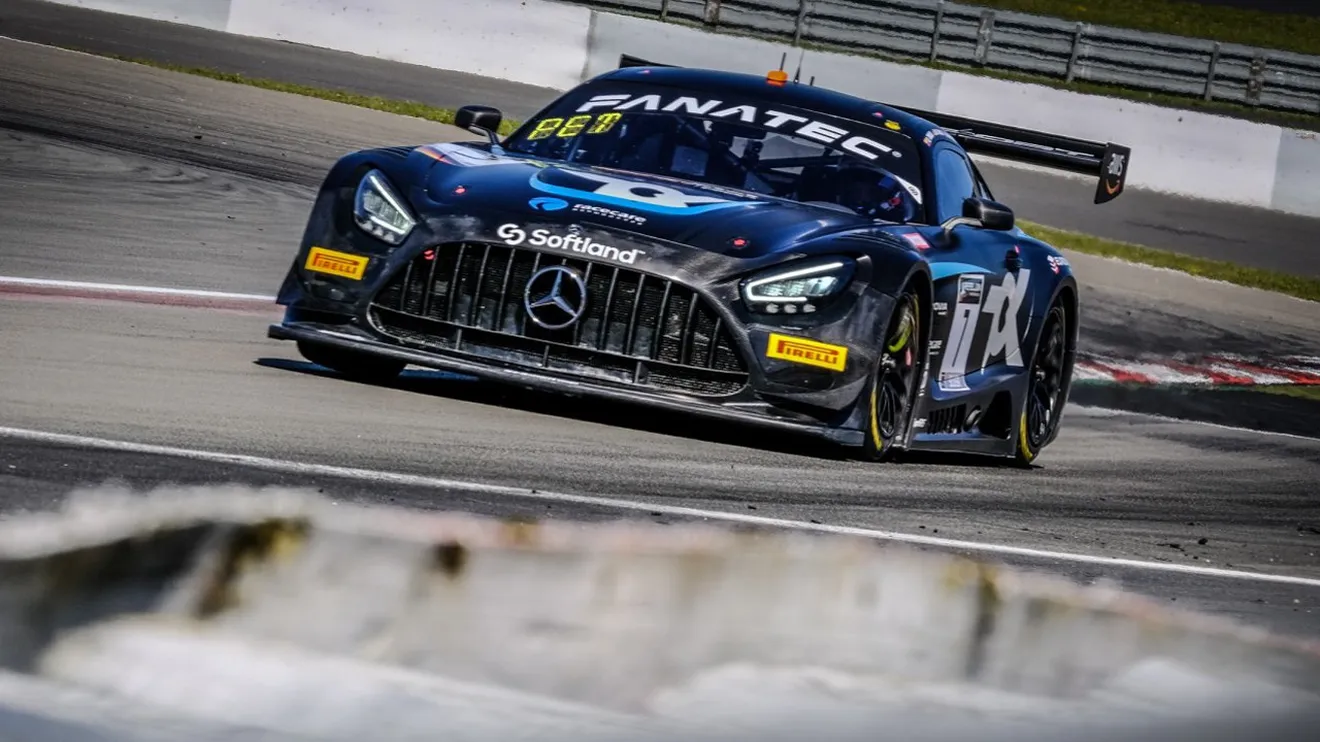 Los GT3 de Mercedes mandan en los libres de las 3 Horas de Nürburgring