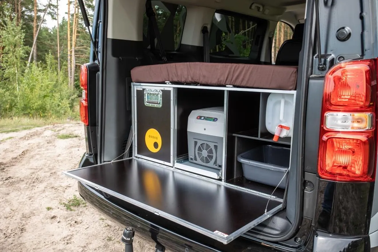 Foto Peugeot Traveller concept camper - interior