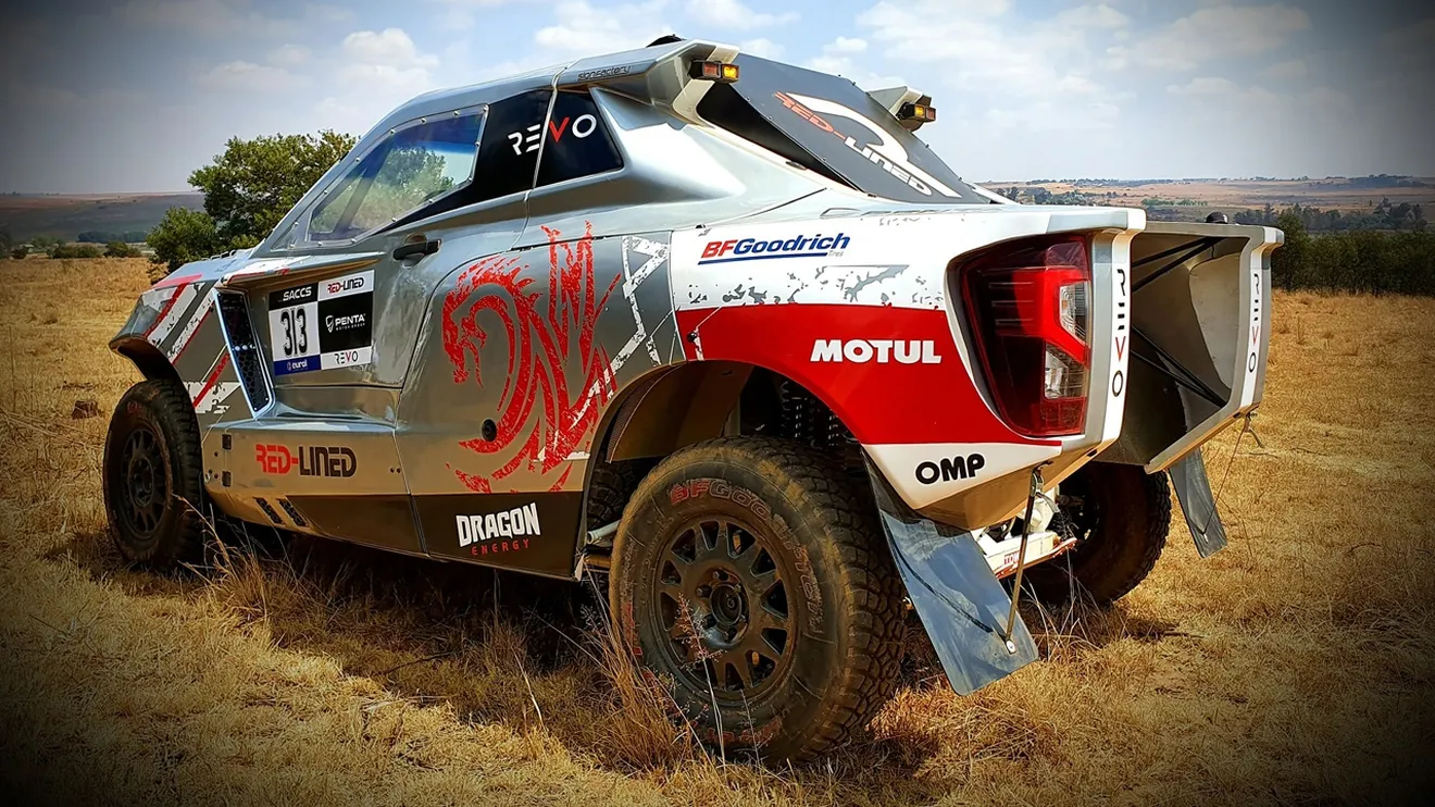 El REVO T1.1 4x4 de Red-Lined Motorsport debutará en Sudáfrica