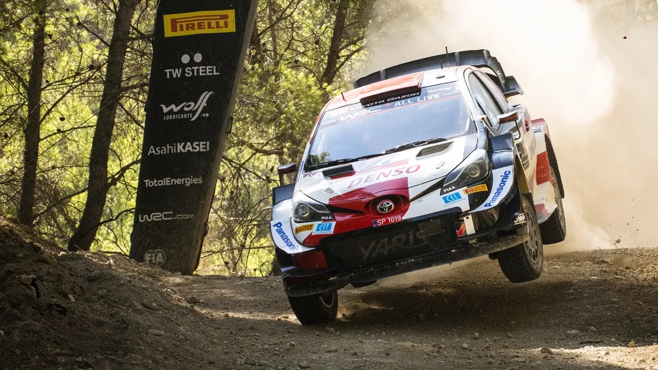 Toyota Gazoo Racing compite con viento a favor en el Rally de Finlandia