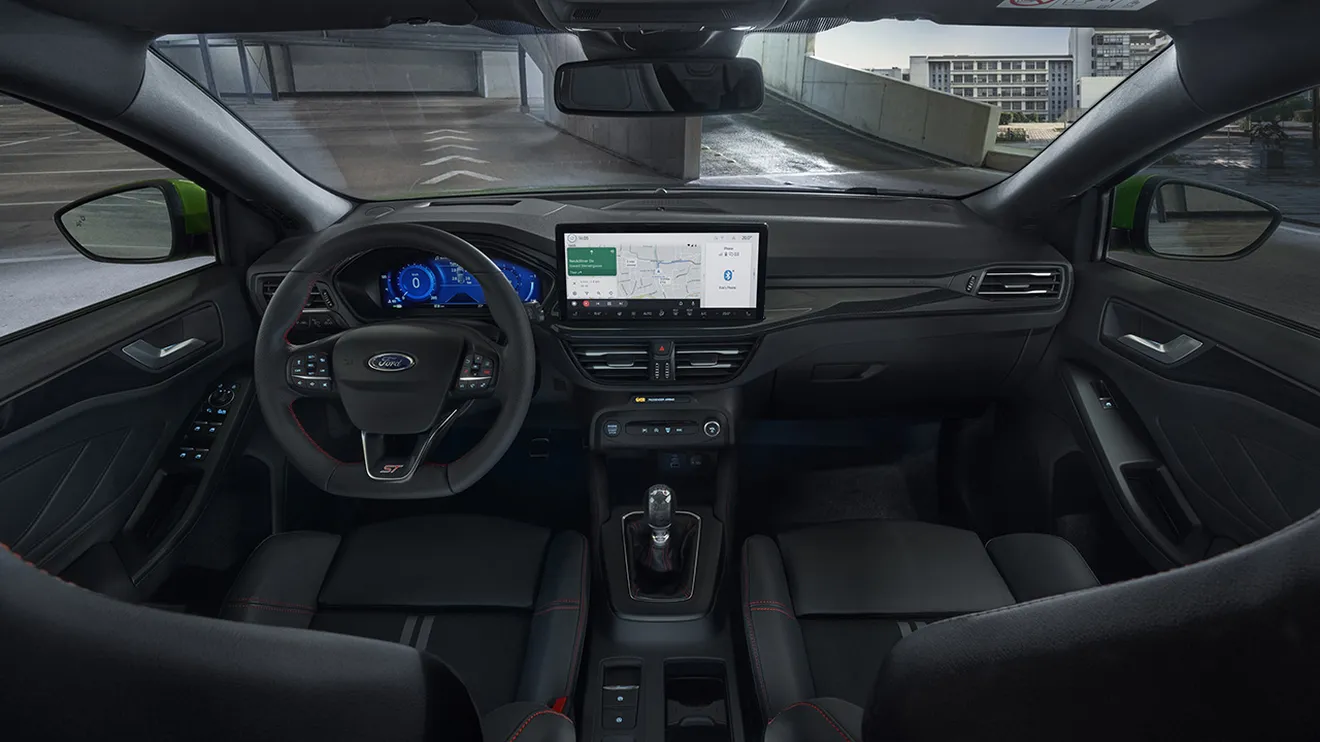 Ford Focus ST 2022 - interior