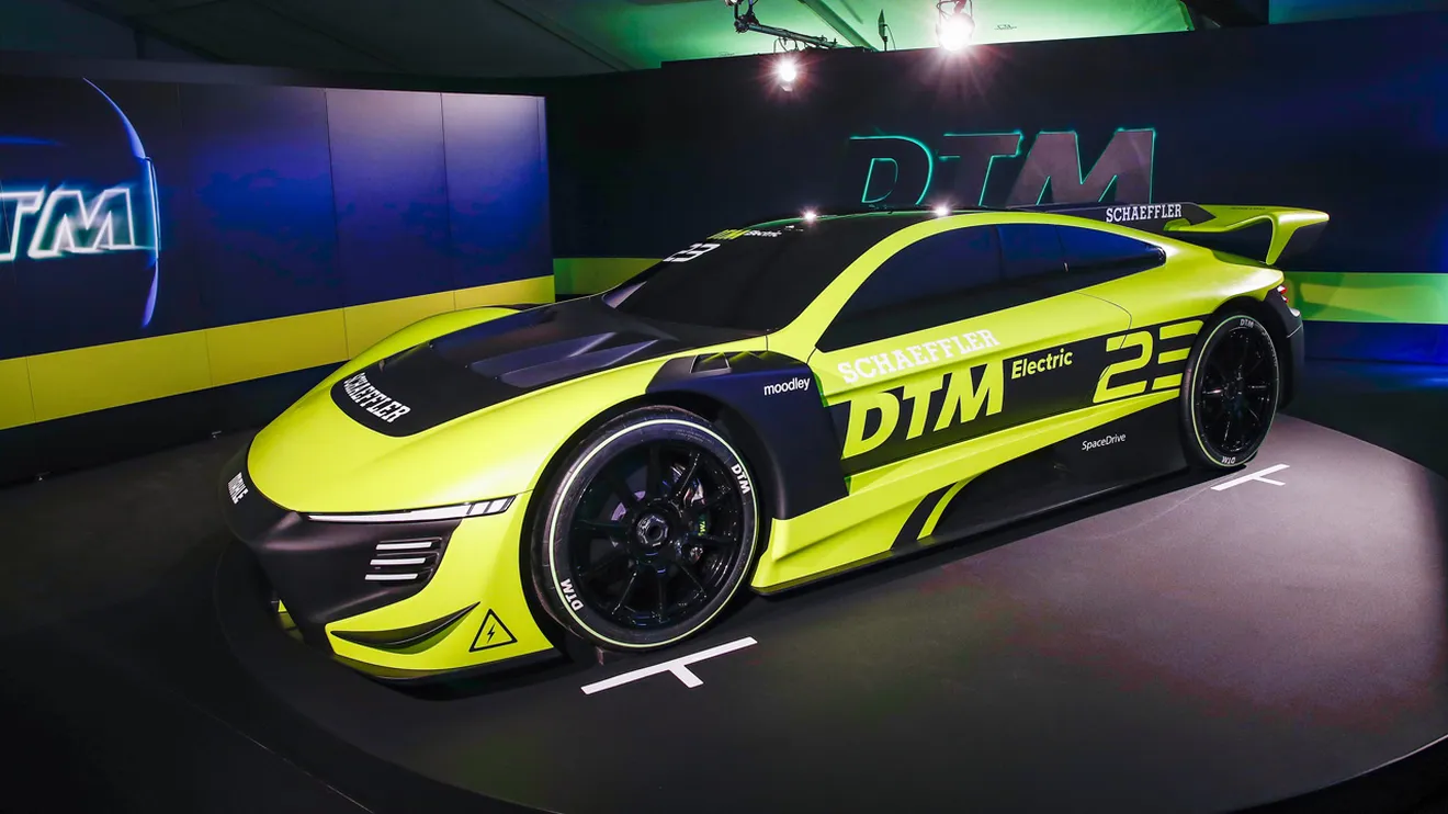ITR, Schaeffler y MAHLE presentan el vehículo del DTM Electric