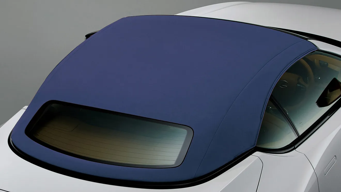 Lexus LC Cabrio 2022 - capota