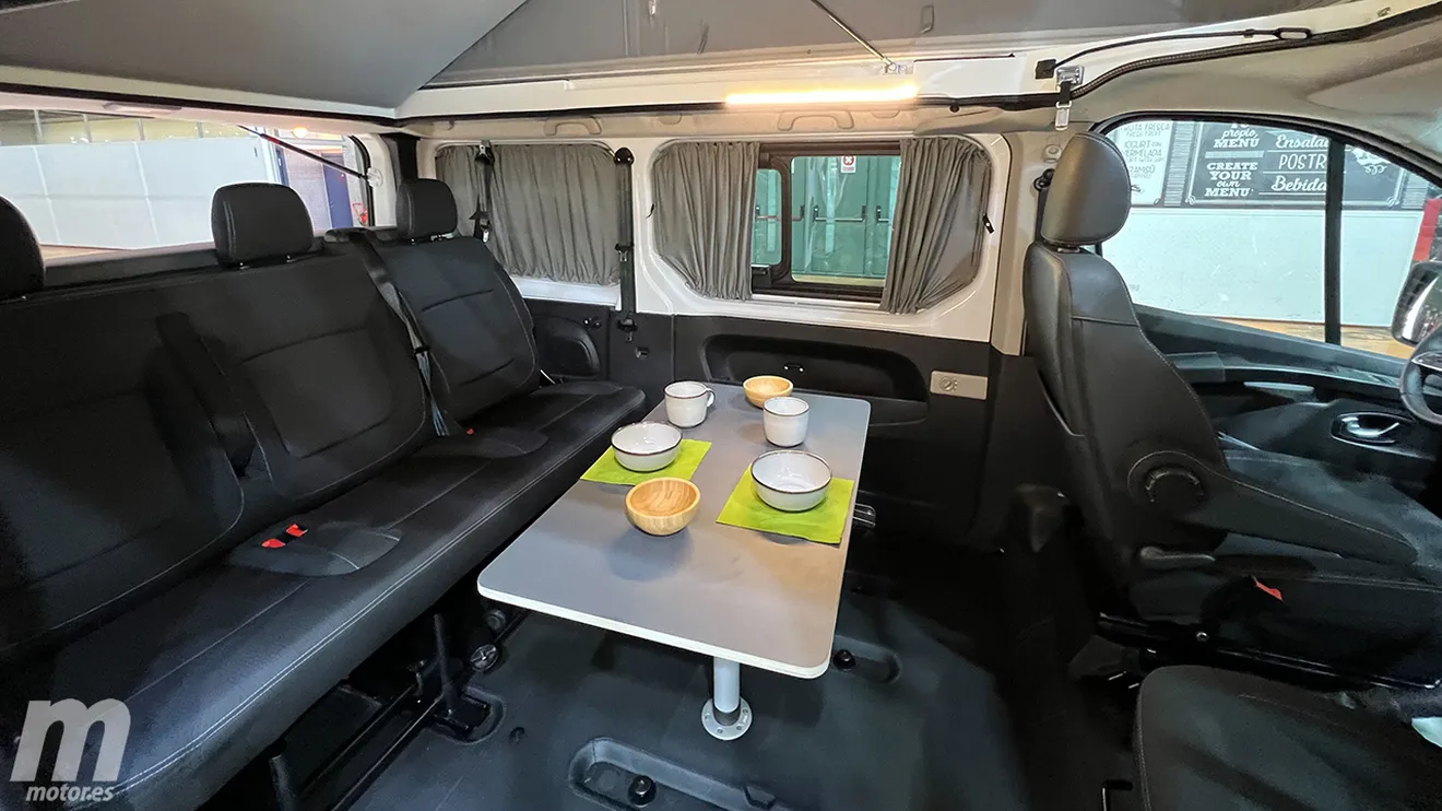 Nissan NV300 Camper 2022 - interior