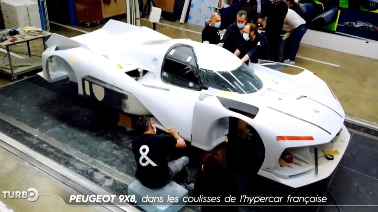 El Peugeot 9X8 se deja ver en un reportaje televisivo en Francia