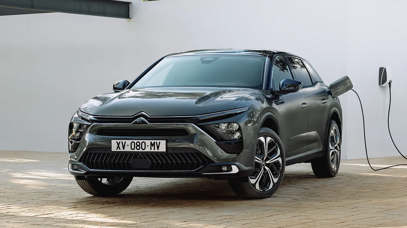 El nuevo Citroën C5 X llega a España, conoce su gama y todos sus precios