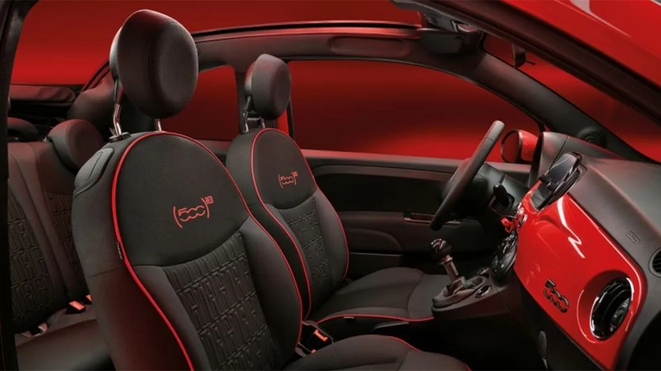 FIAT 500 RED Hybrid - interior