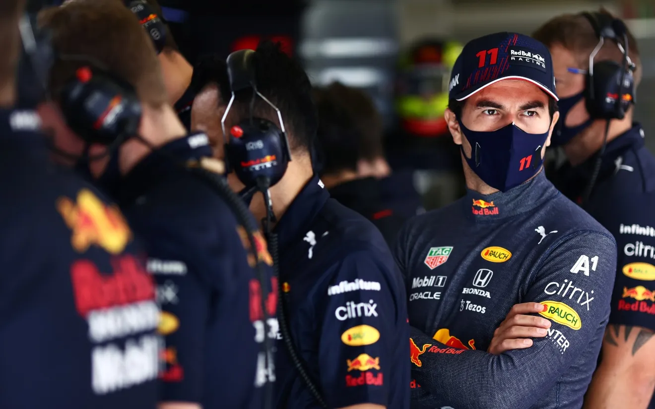 Red Bull mete presión a ‘Checo’ Pérez: «Necesitamos desesperadamente que rinda»
