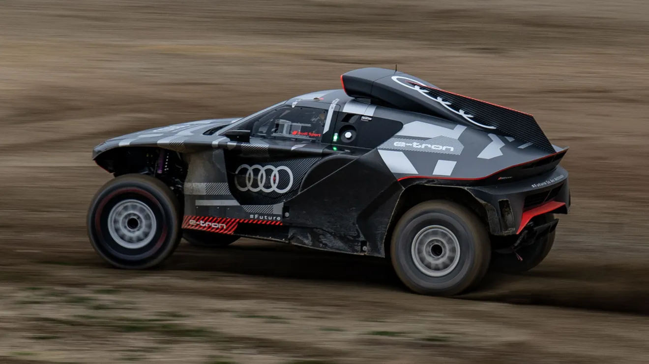 Stéphane Peterhansel cree que Audi no luchará por ganar el Dakar 2022