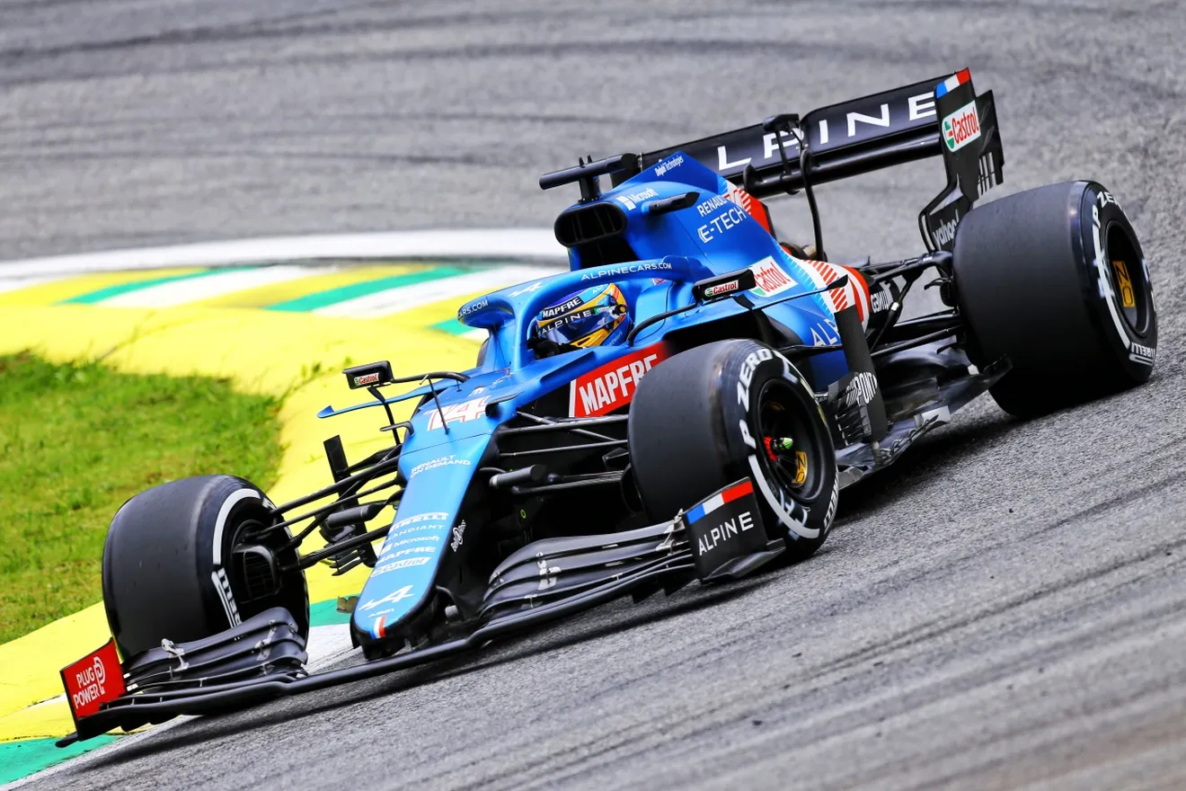 Alonso regresa con Alpine a la Q3 y advierte: «Mañana seré agresivo, como siempre»