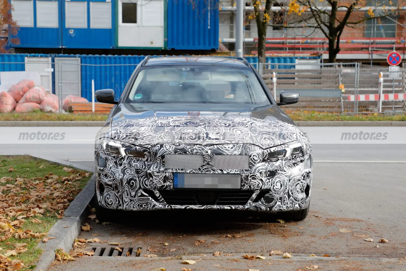 Foto espía BMW Serie 3 Touring Facelift 2023 - exterior