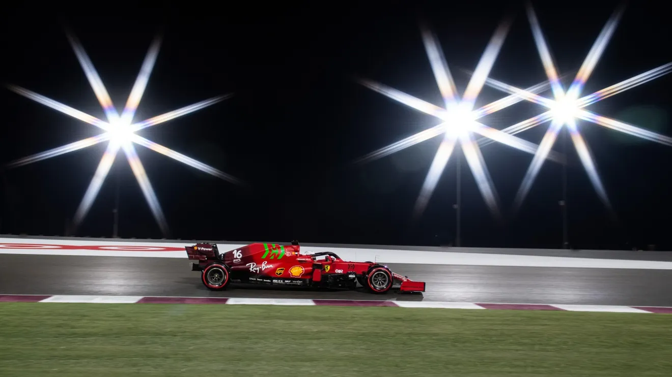 Ferrari cambia el chasis de Leclerc tras encontrar una grieta irreparable