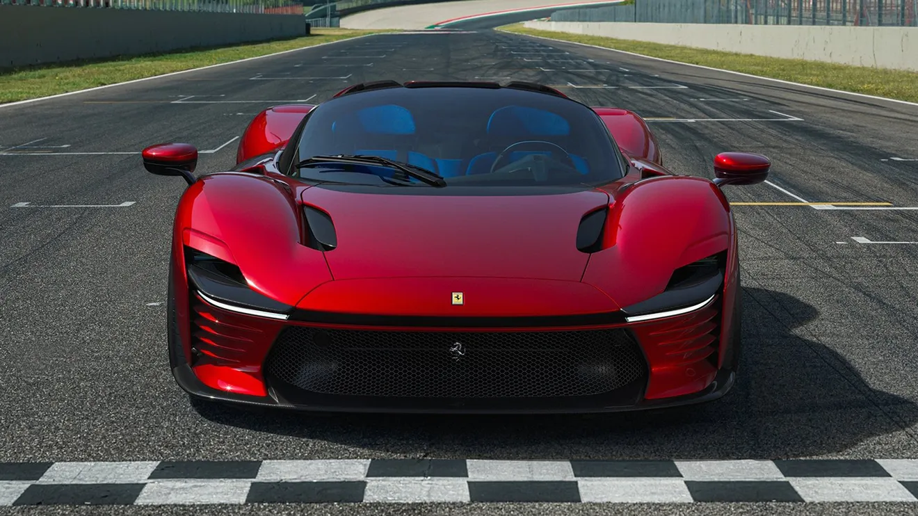Ferrari Daytona SP3 - frontal