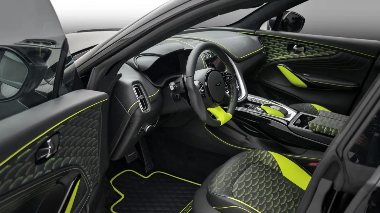 Foto Mansory Aston Martin DBX - interior