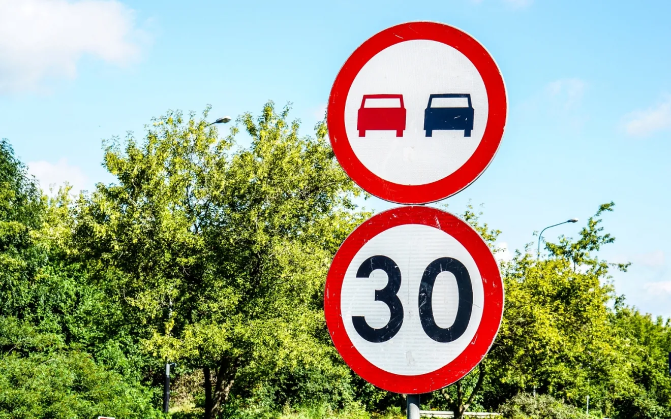 Los nuevos límites de velocidad disparan las multas en Madrid, pero muchas son ilegales