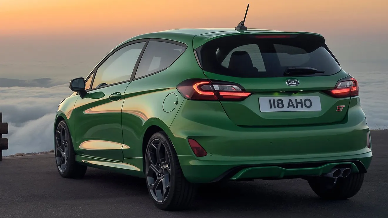 Ford Fiesta ST 2022 - posterior