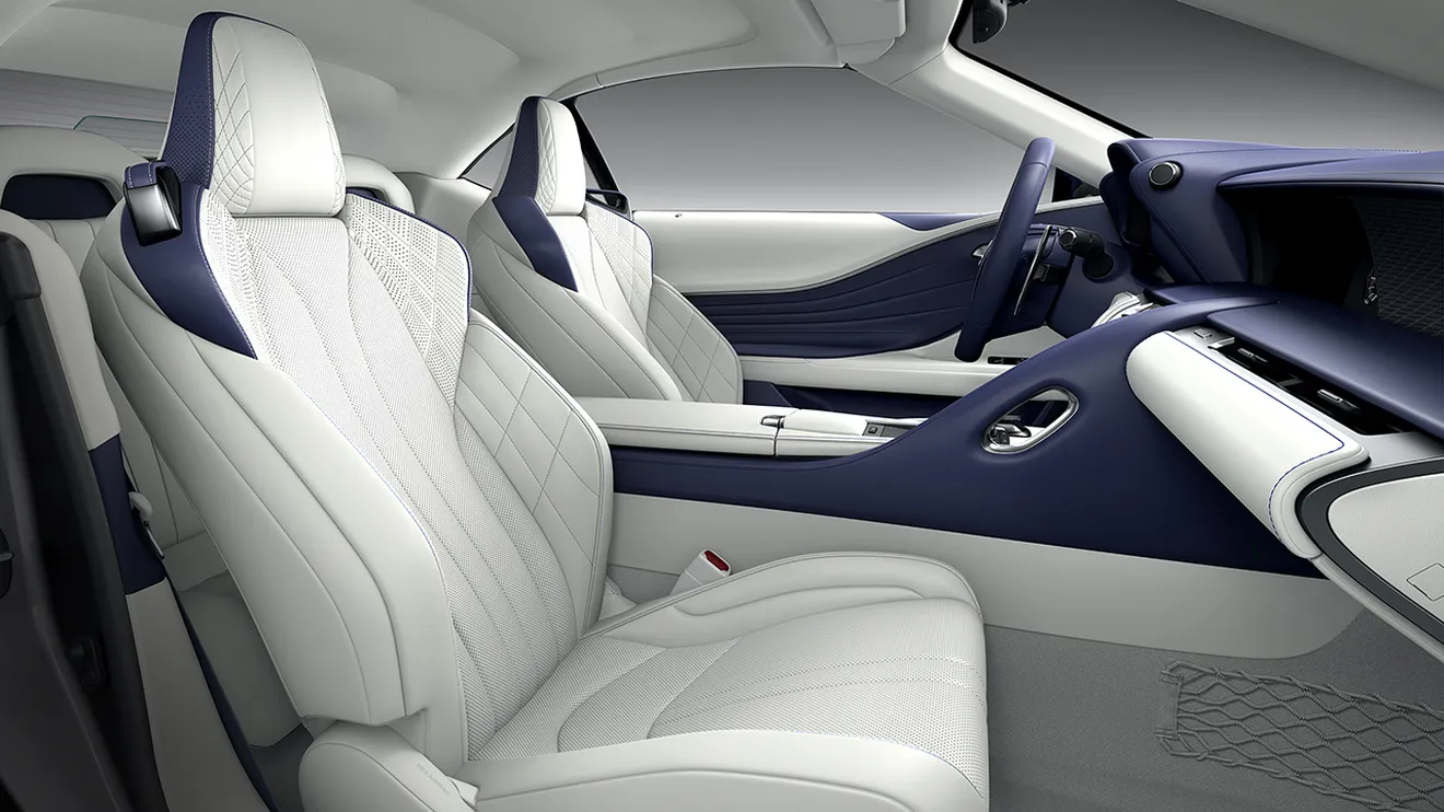 Lexus LC 2022 - interior