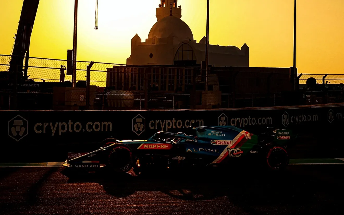 Alonso se desinfla en Jeddah: «Era muy difícil conducir y no sabemos por qué»