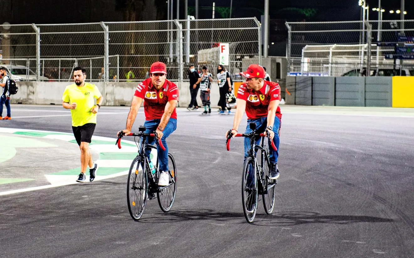 Carlos Sainz alerta del gran peligro del circuito de Jeddah