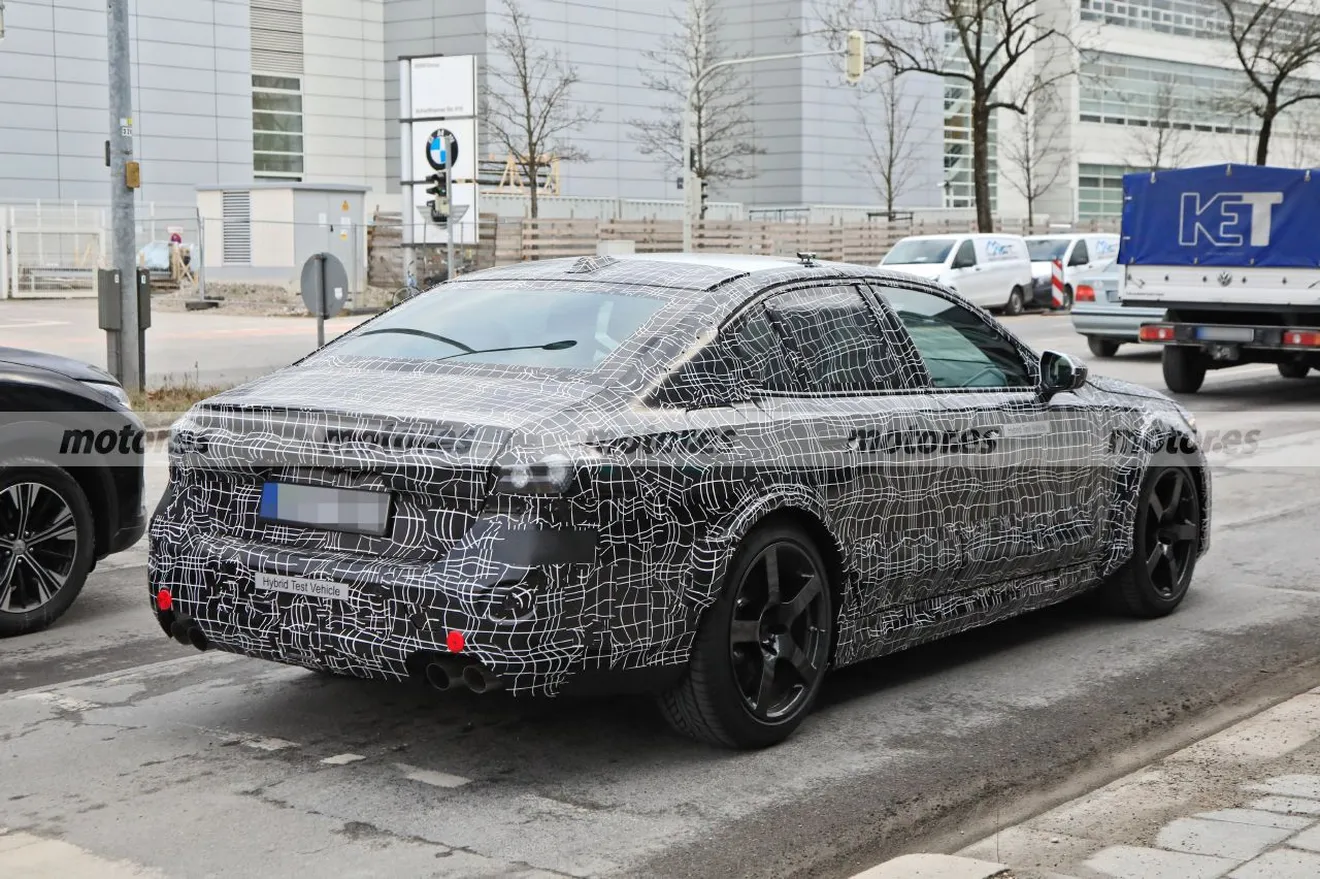 Fotos espía BMW M5 PHEV 2024 - exterior