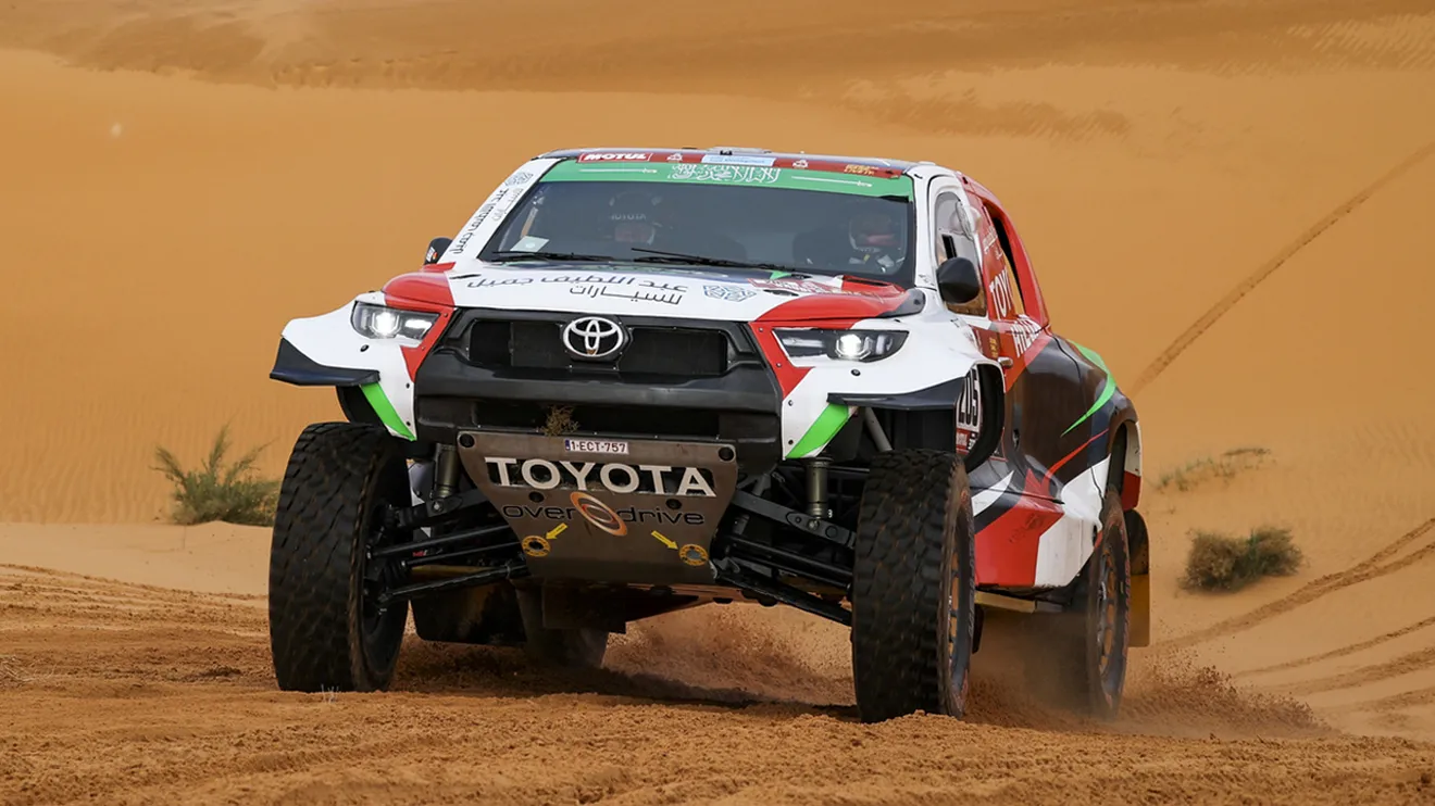 Nasser Al-Attiyah gana la cuarta etapa tras la sanción a Yazeed Al-Rajhi