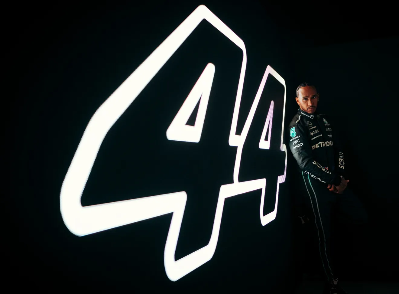 Hamilton se hace de rogar con la FIA: «Perdí la fe en el sistema»