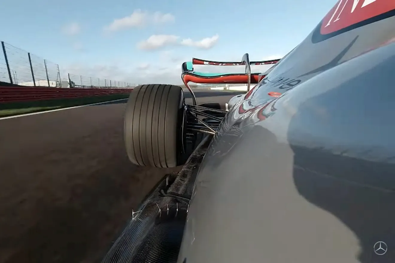 La primera 'on board' de un Fórmula 1 de 2022: Hamilton con su Mercedes W13