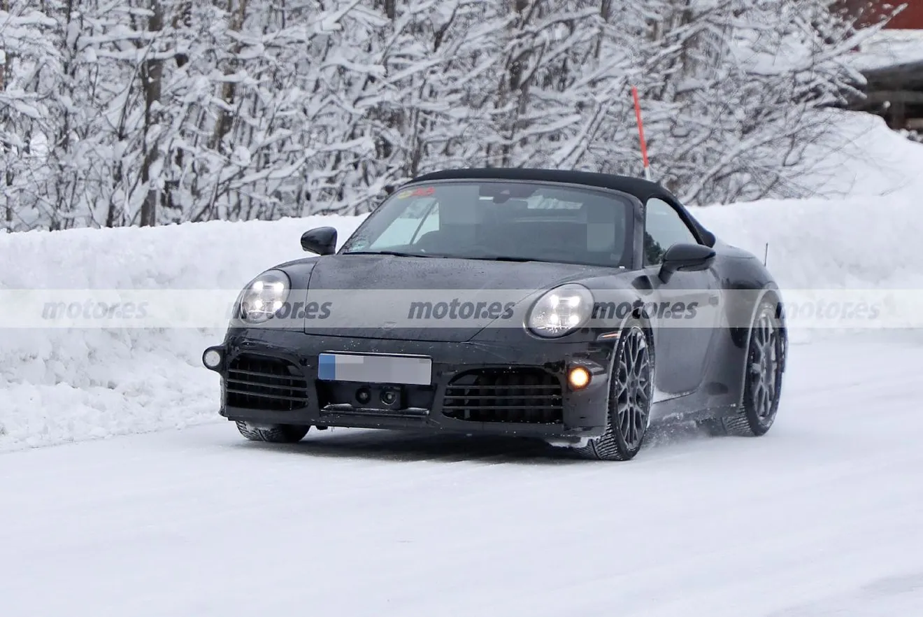 El Porsche 911 Cabrio Facelift 2023 también se suma a las pruebas de invierno