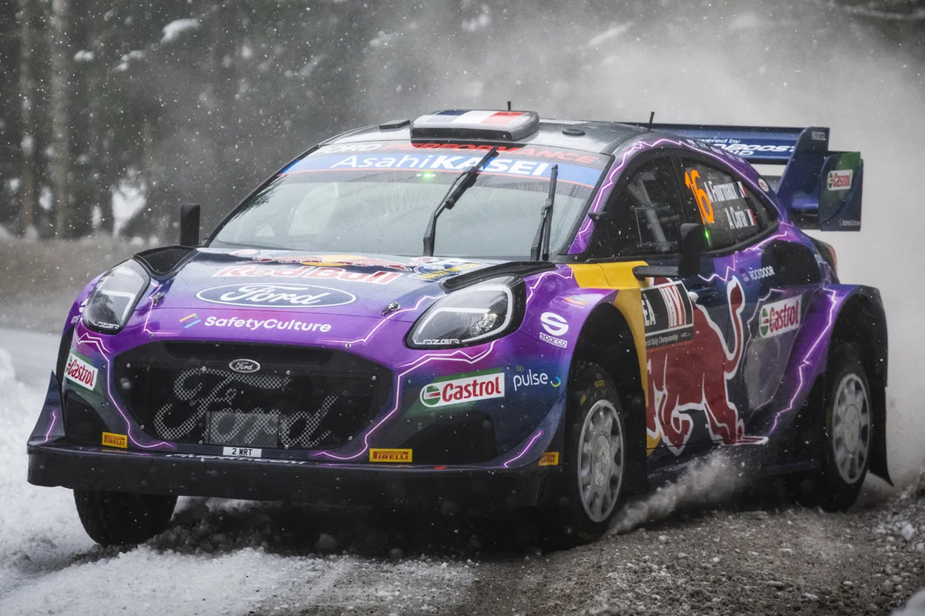 Adrien Fourmaux intenta sobreponerse a su mal inicio de año en el WRC