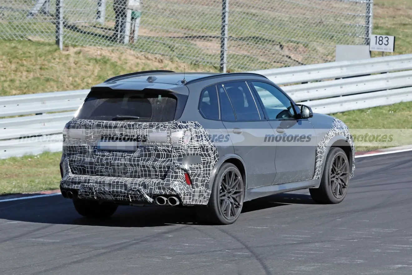 Fotos espía BMW X5 M Facelift 2023 en Nürburgring