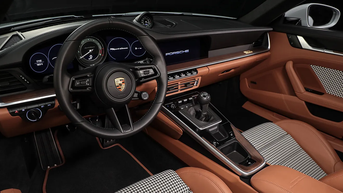 Porsche 911 Sport Classic 2022 - interior