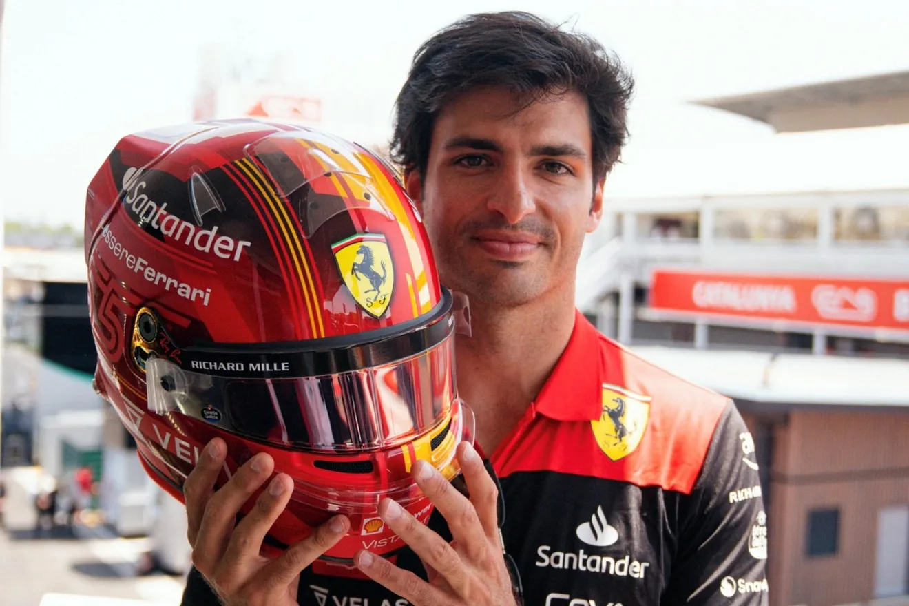 Carlos Sainz: el casco especial y El Plan para ganar el GP de España de F1