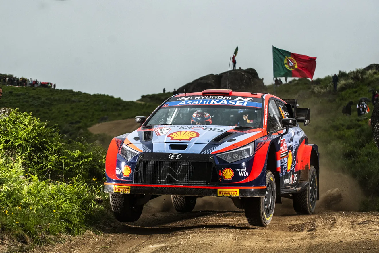Kalle Rovanperä se escapa al frente del WRC tras ganar en Portugal